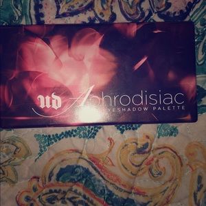 Urban decay aphrodisiac pallet